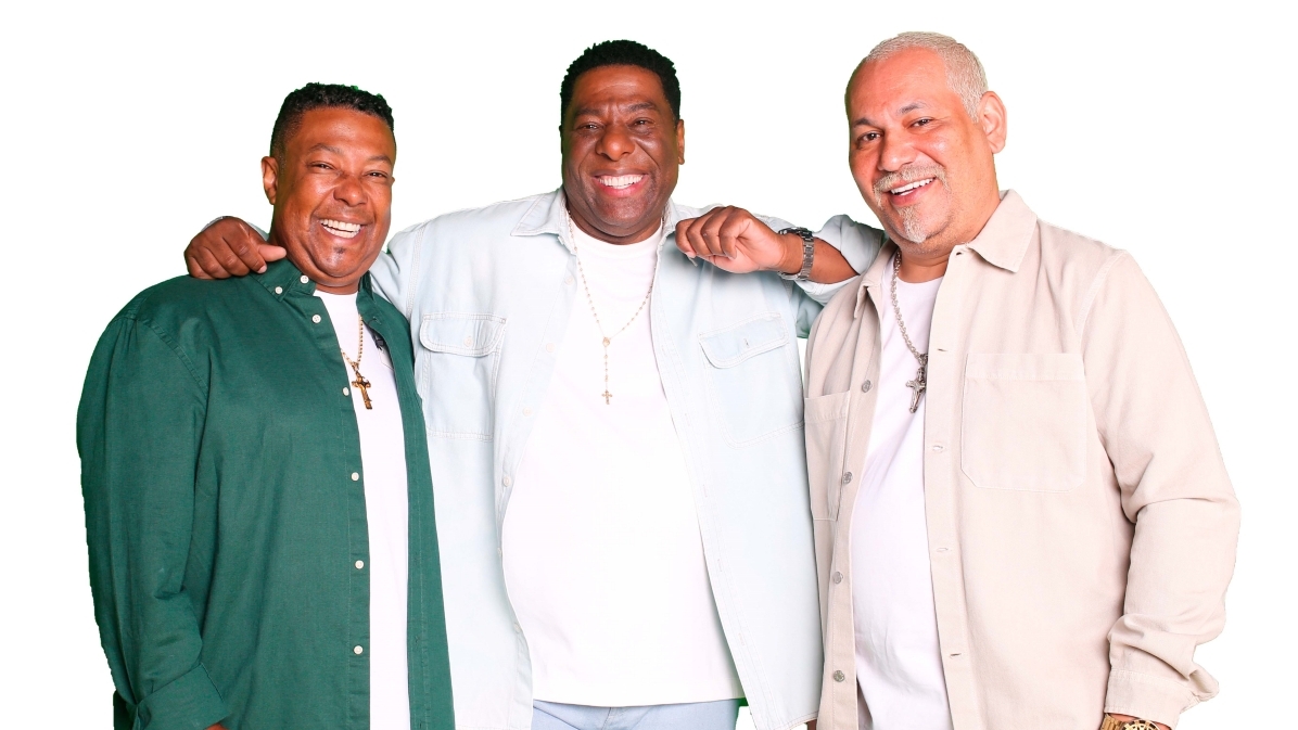 SAMBA 90 GRAUS, com Chrigor, Netinho de Paula e Marcio Art, faz show no Rio de Janeiro.