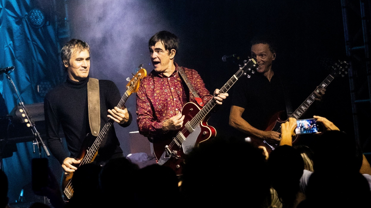 TIM Music Noites Cariocas celebra samba e rock nacional no primeiro final de semana da temporada de 2025