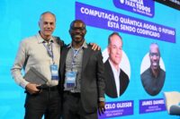 “A humanidade está em transformação. As máquinas não só nos servem, mas nos transformam”, diz Marcelo Gleiser no Rio Innovation Week