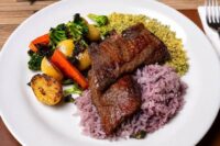 Sobrado da Cidade celebra o Dia dos Pais com alta gastronomia em um casarão histórico no coração do Rio.